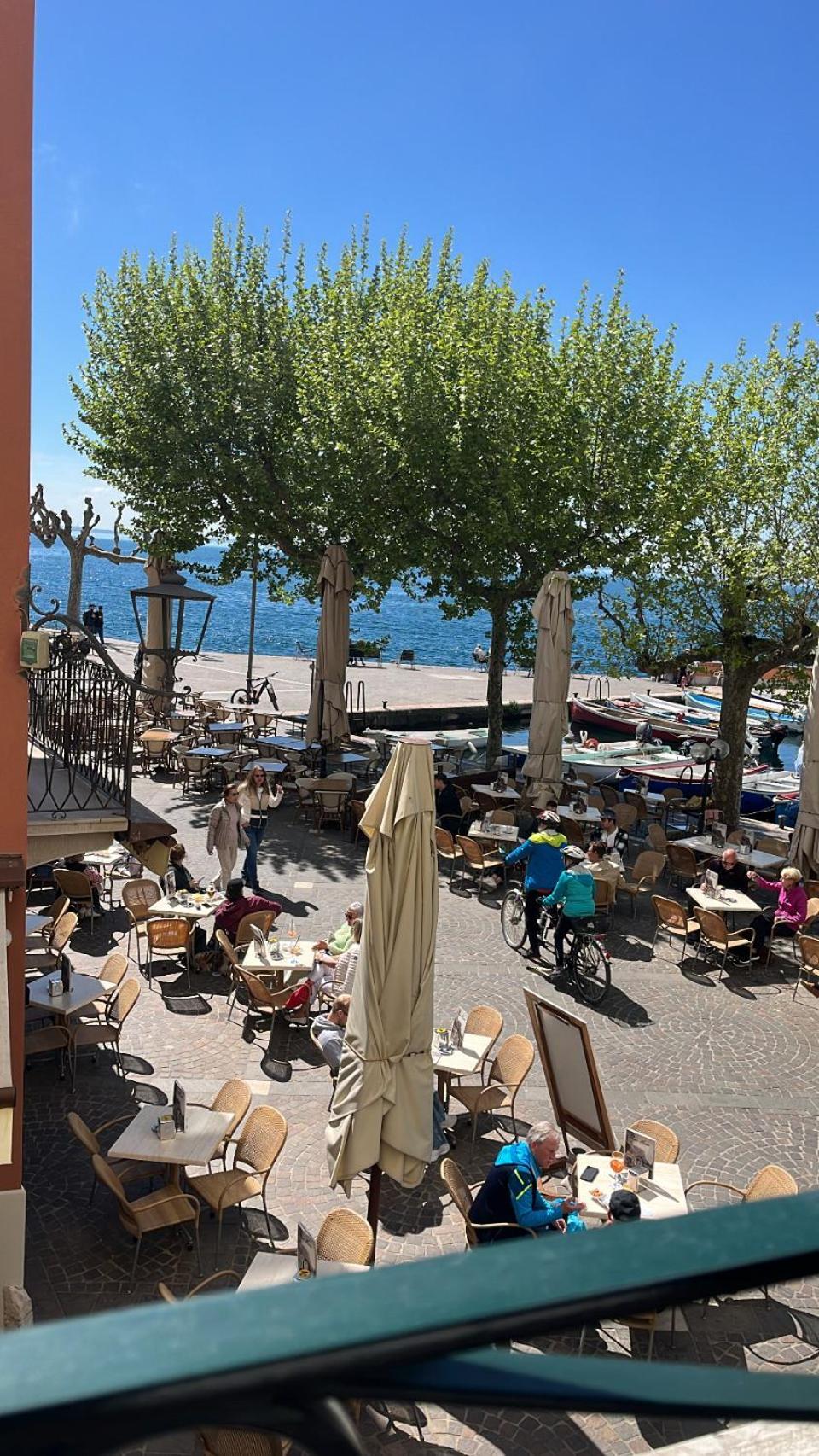 Apartment- City Center And Lake View Garda  Esterno foto