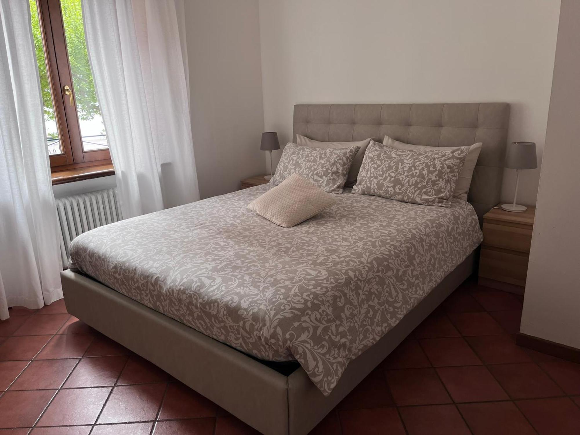 Apartment- City Center And Lake View Garda  Esterno foto