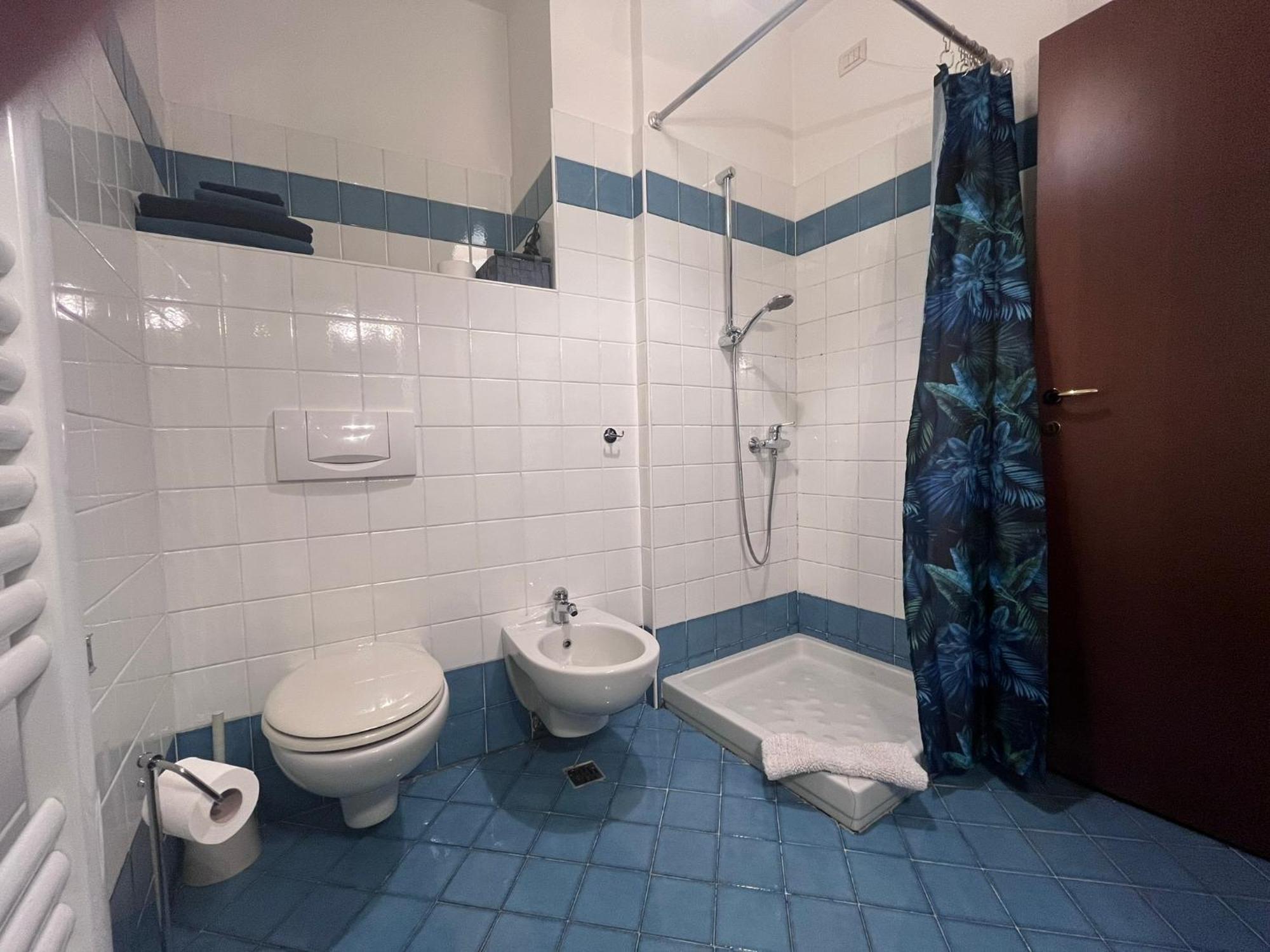 Apartment- City Center And Lake View Garda  Esterno foto